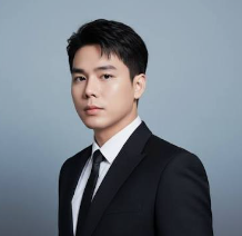 นายธนภัทร วรเดช